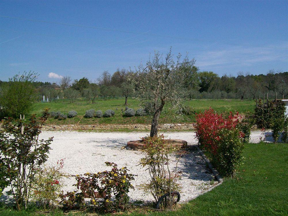 Casa Fontanino Panzió Altopascio Kültér fotó