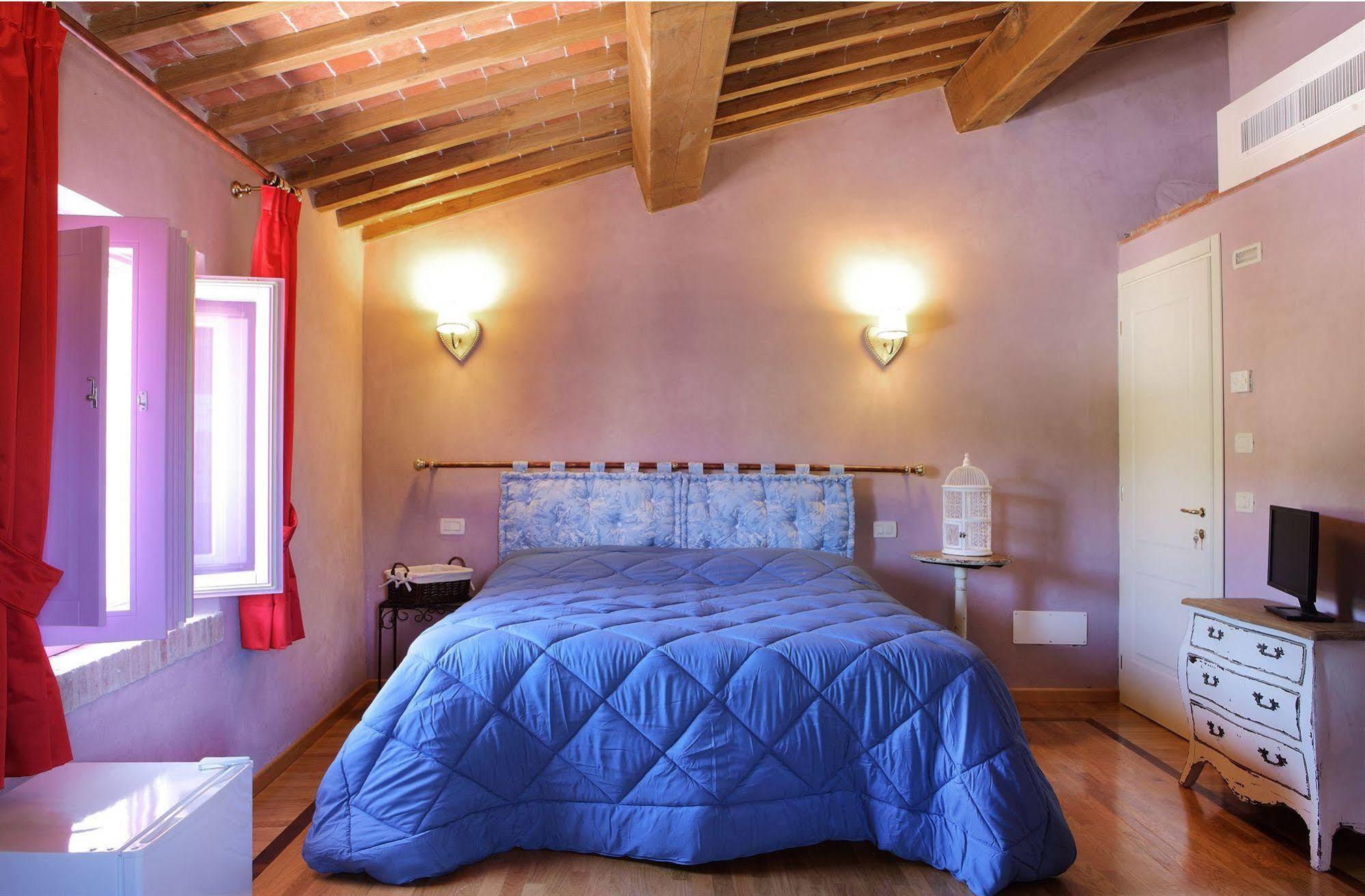 Casa Fontanino Panzió Altopascio Kültér fotó