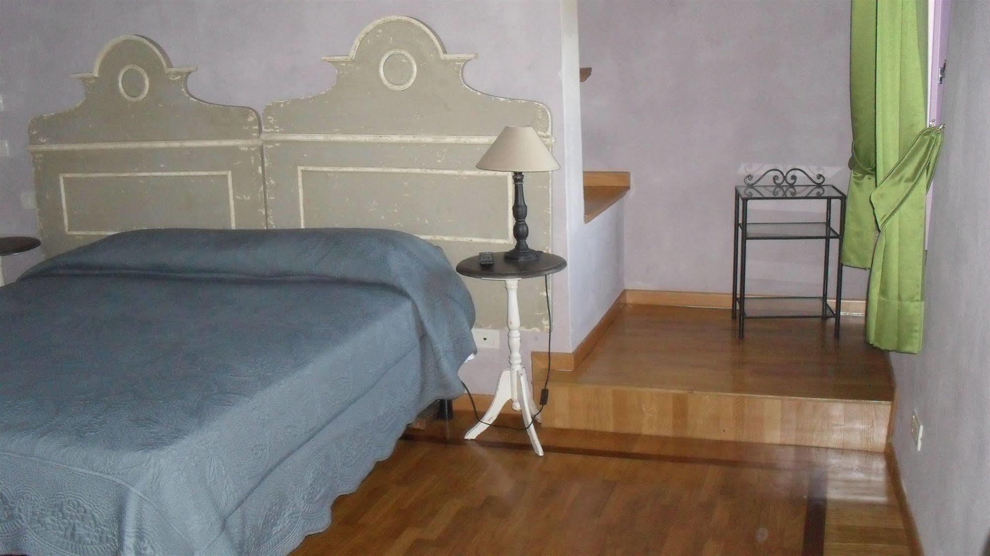 Casa Fontanino Panzió Altopascio Kültér fotó